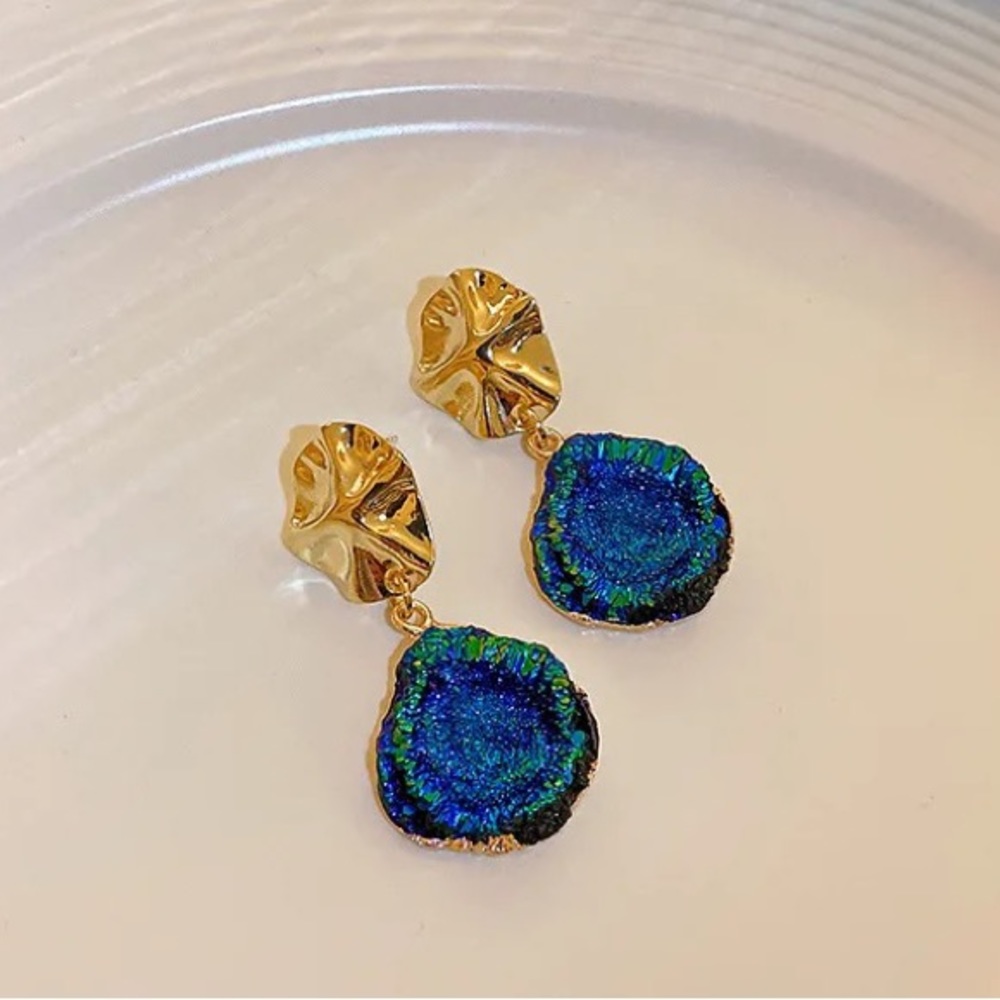 ◾️Volcanic Rock Earring (blue gold)